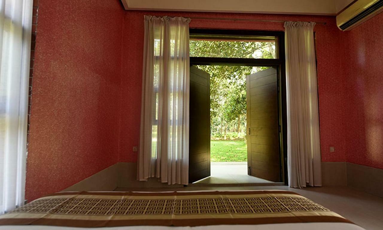 Sarah Resort Gazipur Exterior photo