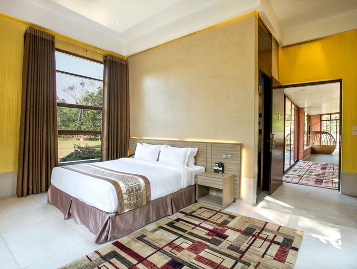 Sarah Resort Gazipur Exterior photo